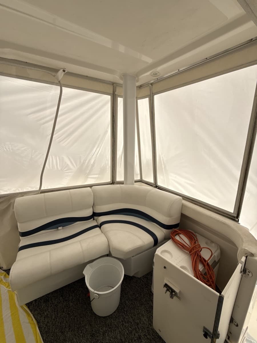 1999 Silverton 422 - Photo 152