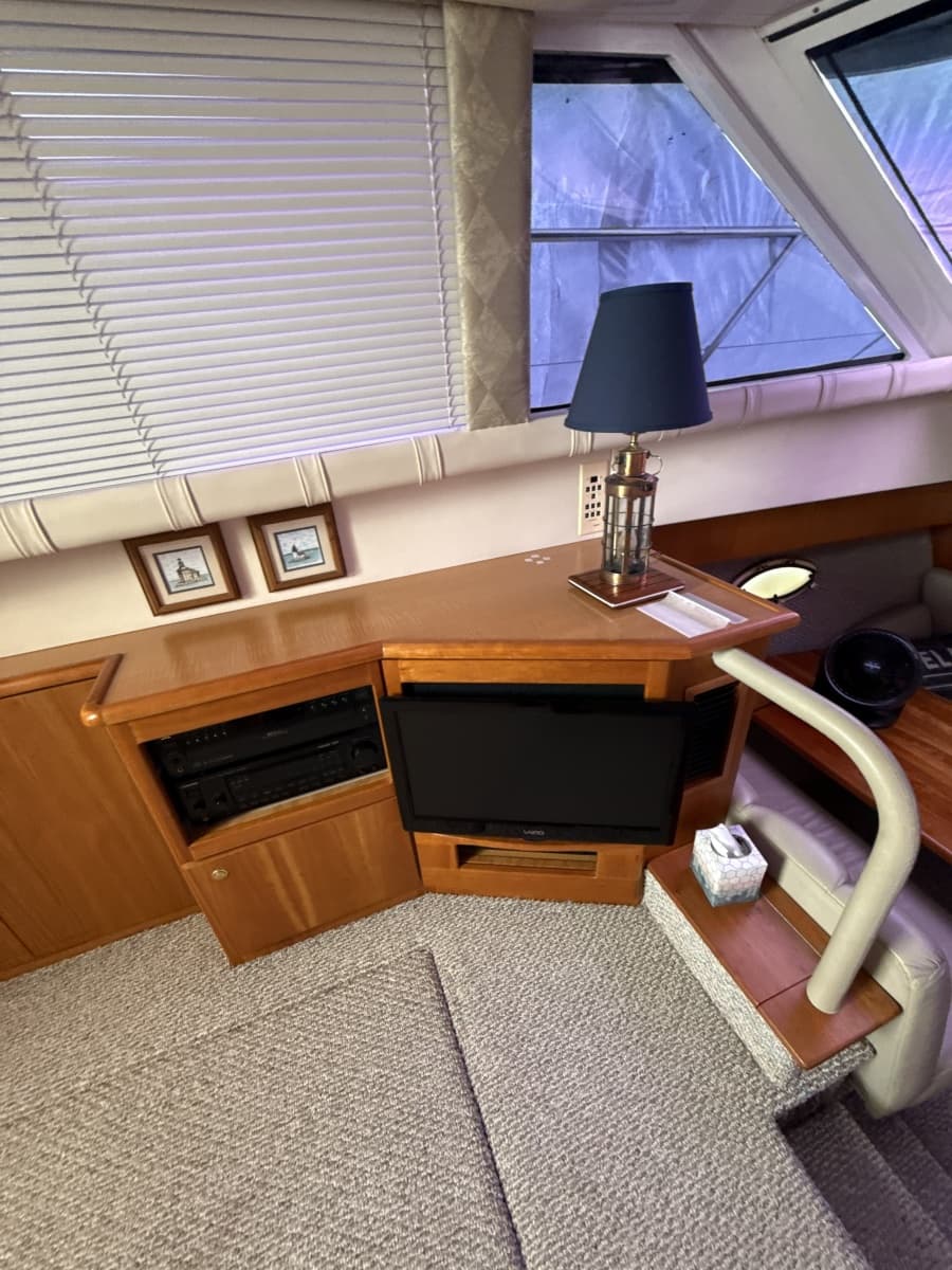 1999 Silverton 422 - Photo 130