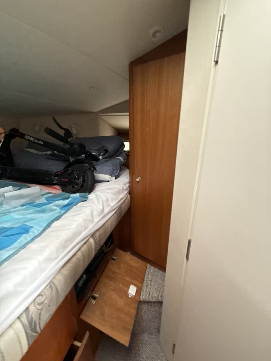 1999 Silverton 422 - Photo 123