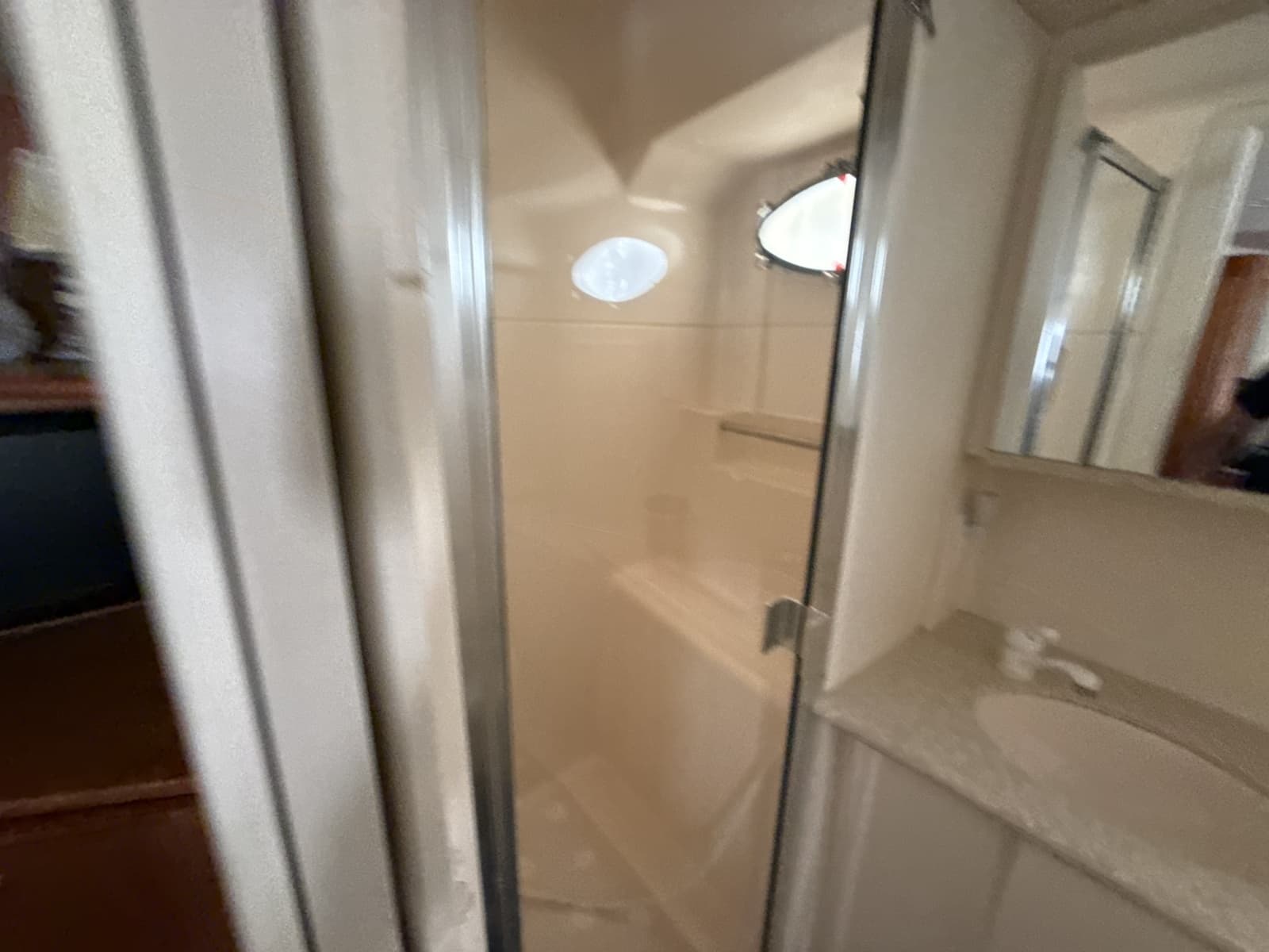 1999 Silverton 422 - Photo 53