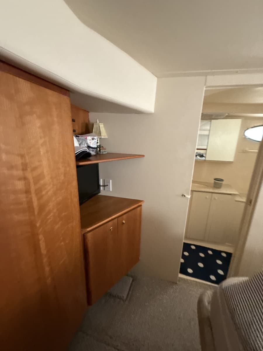 1999 Silverton 422 - Photo 113