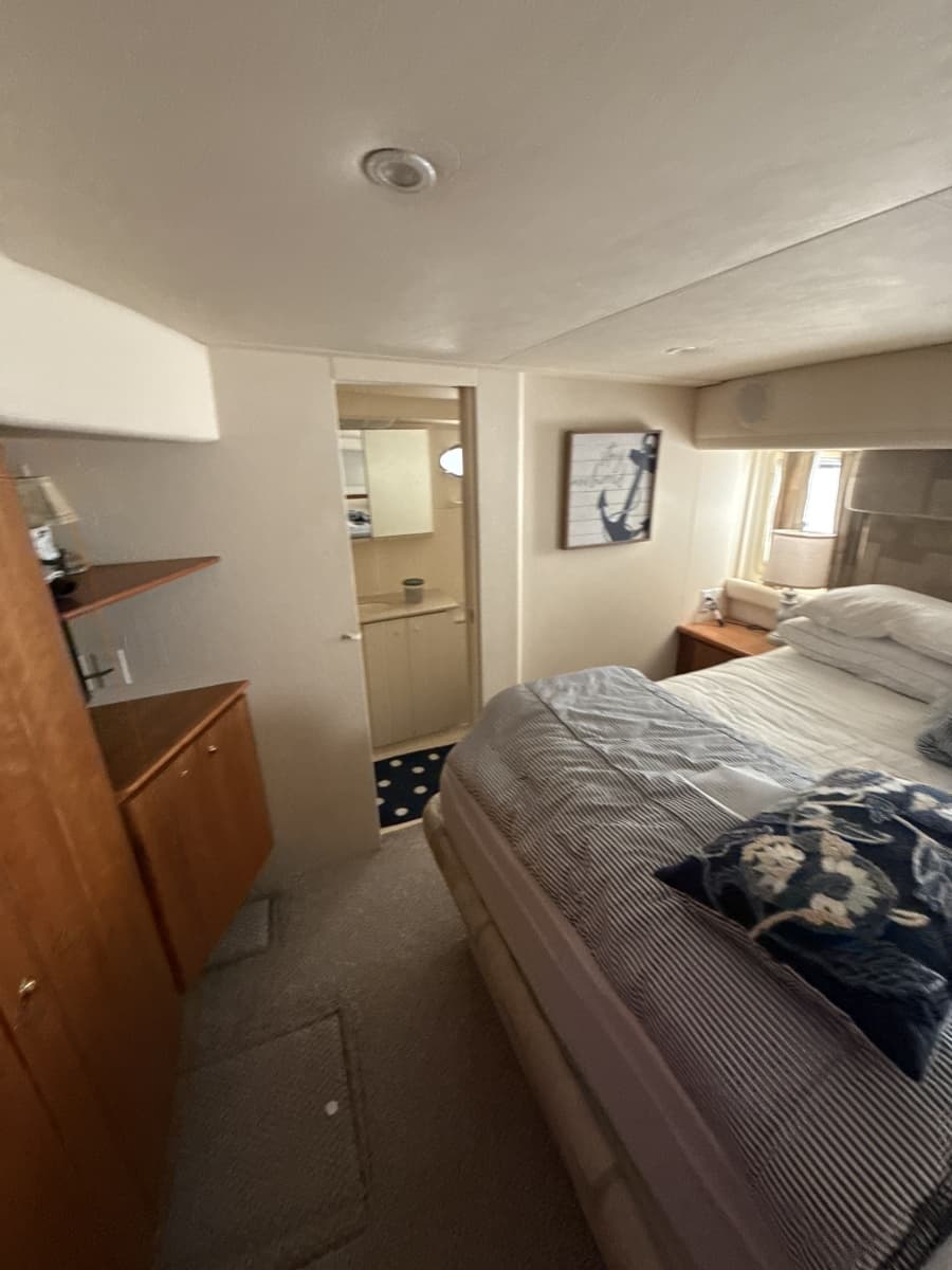 1999 Silverton 422 - Photo 114