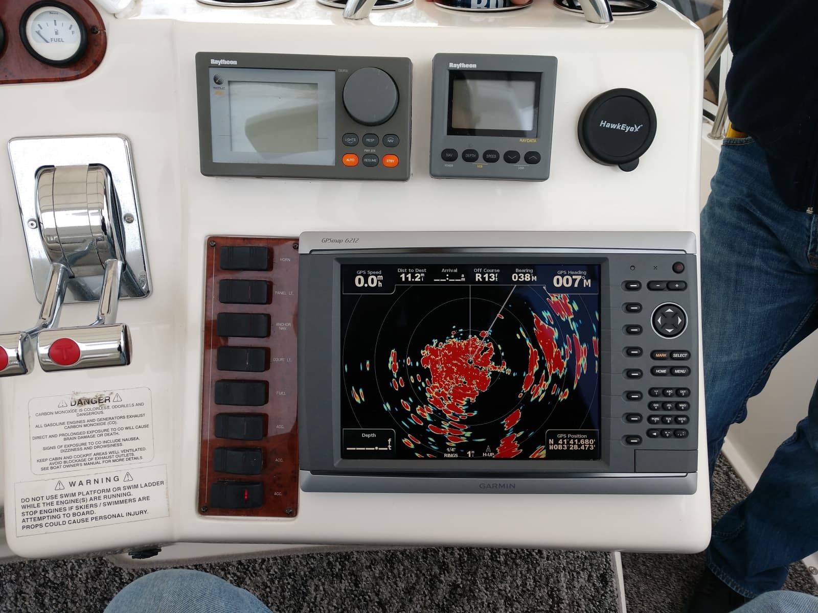 1999 Silverton 422 - Photo 8