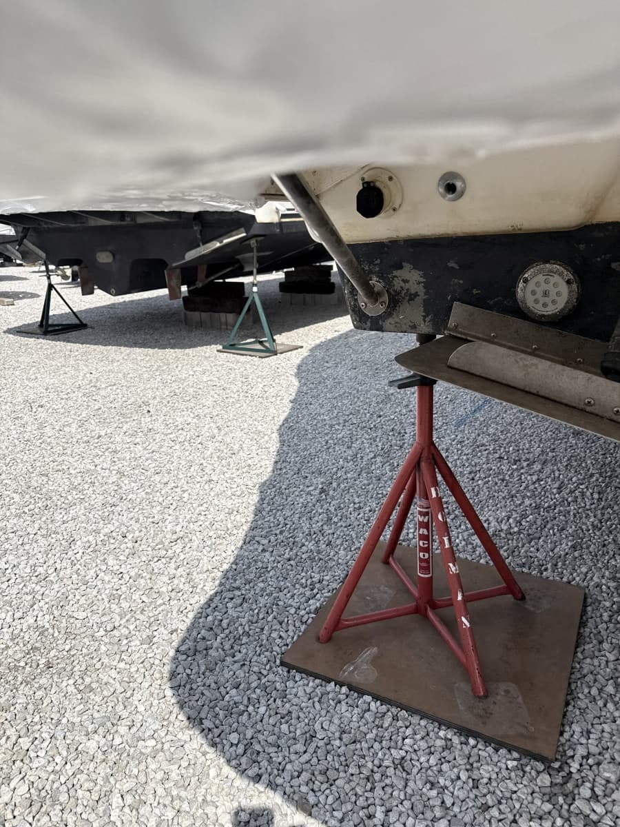 1999 Silverton 422 - Photo 175