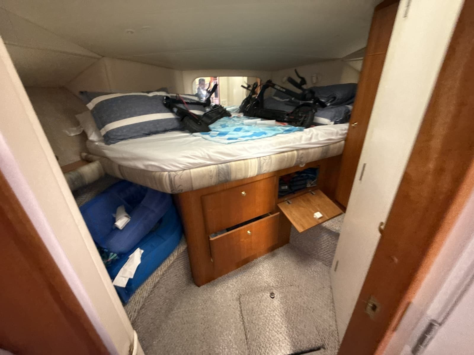 1999 Silverton 422 - Photo 69