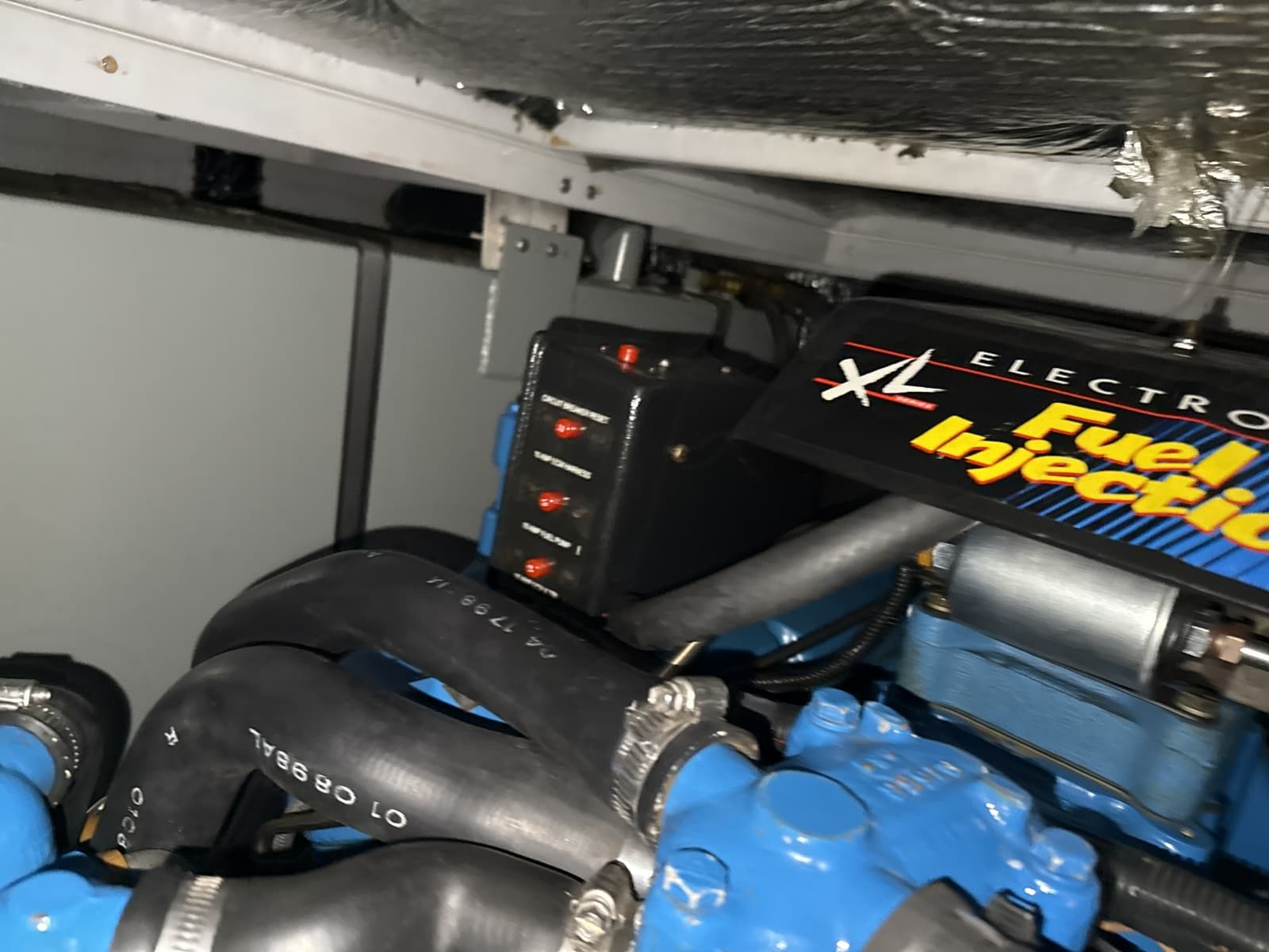 1999 Silverton 422 - Photo 102