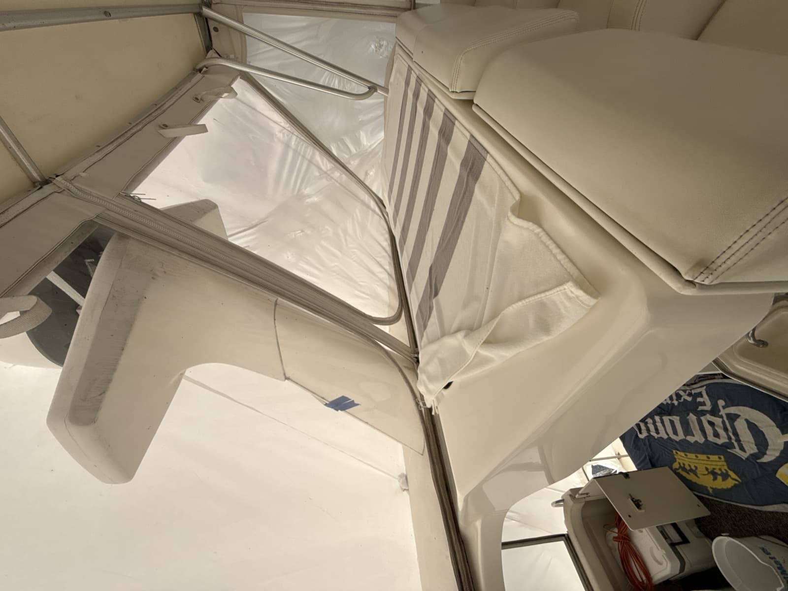 1999 Silverton 422 - Photo 143