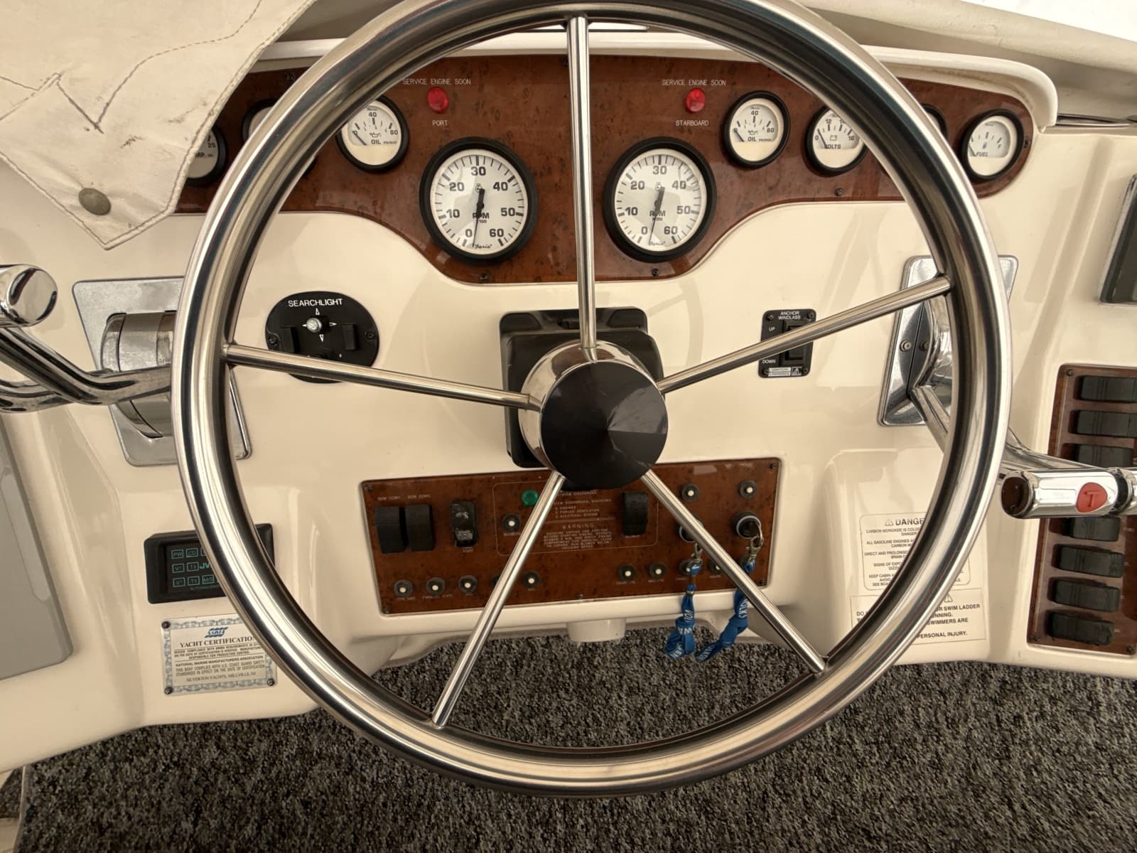 1999 Silverton 422 - Photo 29