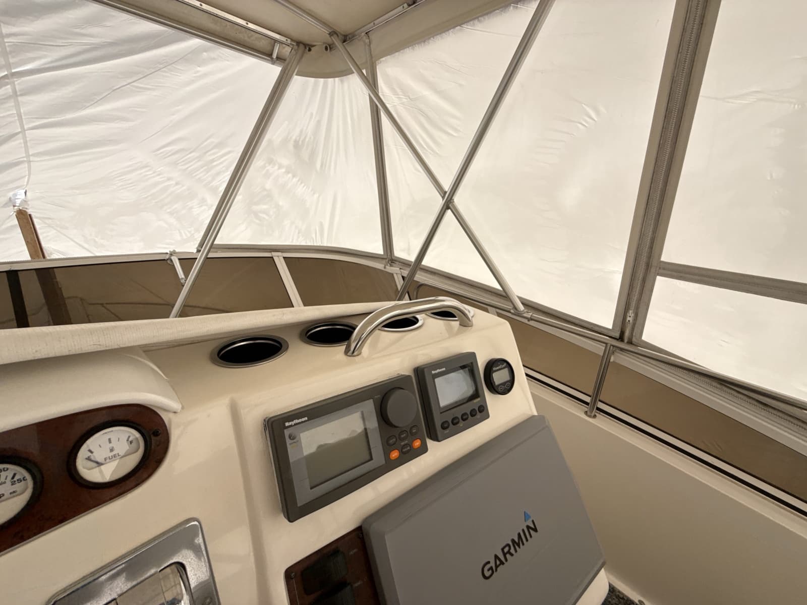 1999 Silverton 422 - Photo 27