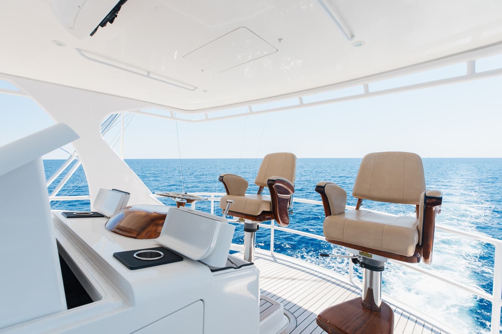 2016 Viking Skybridge - Photo 55