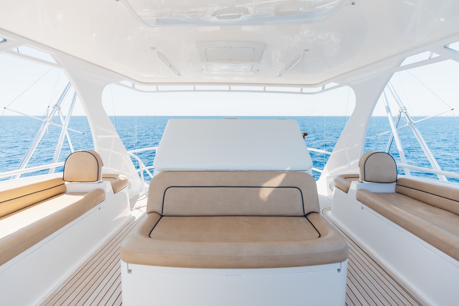 2016 Viking Skybridge - Photo 61