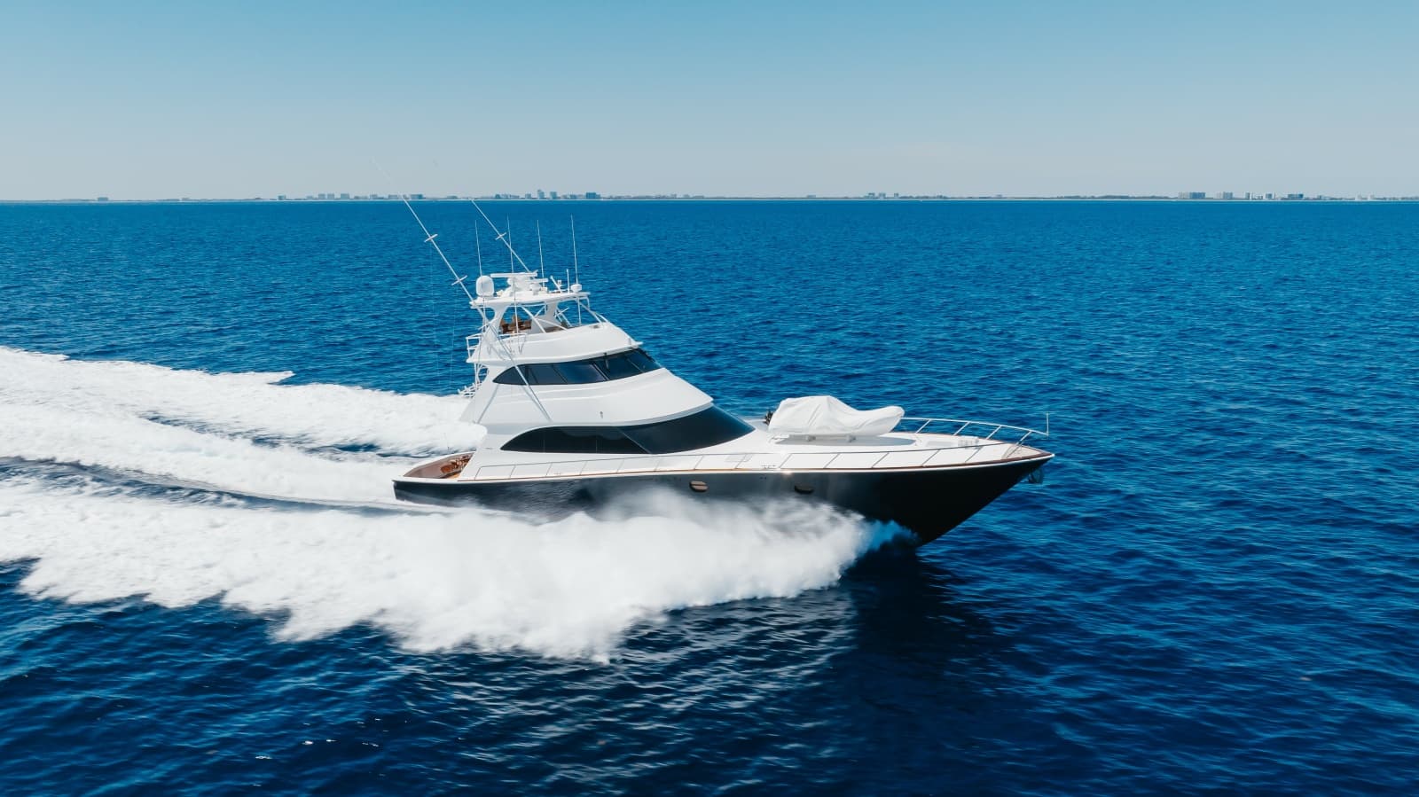 2016 Viking Skybridge - Photo 1