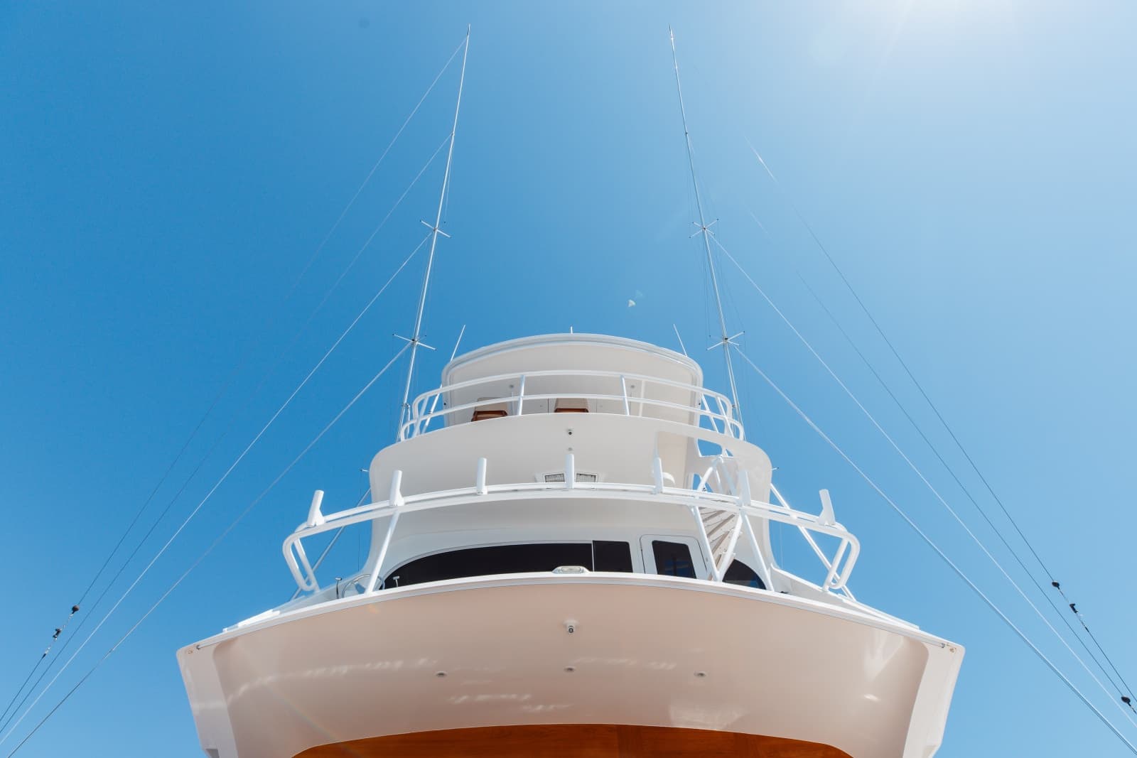 2016 Viking Skybridge - Photo 45