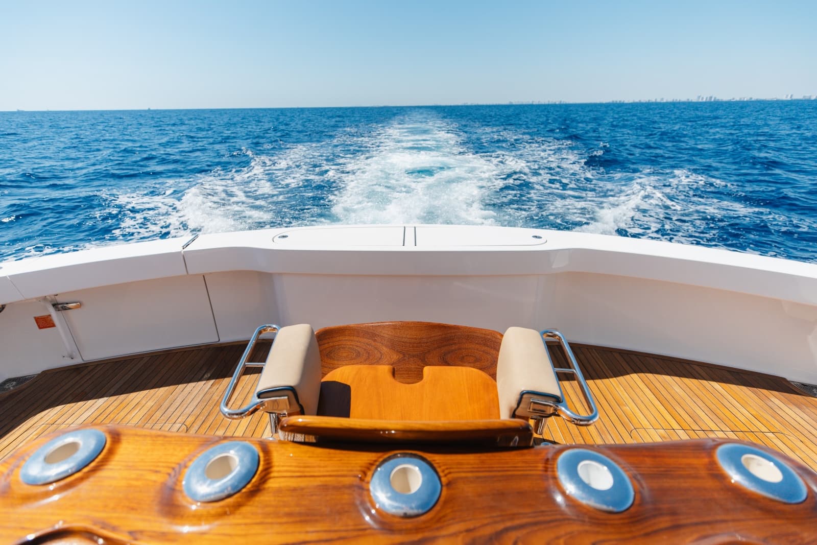 2016 Viking Skybridge - Photo 42