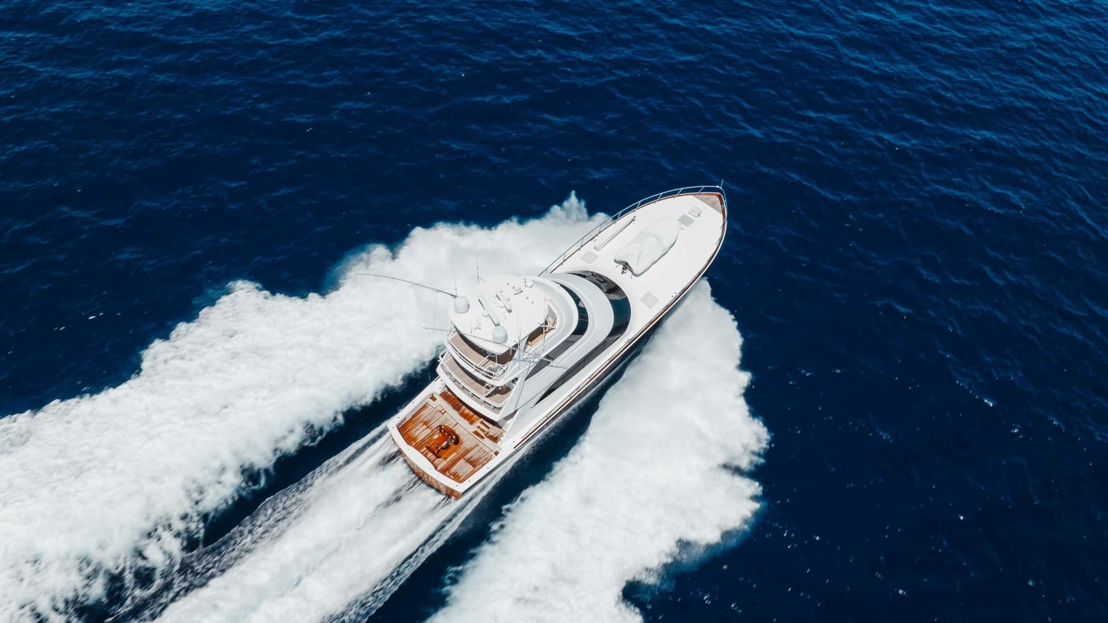 2016 Viking Skybridge - Photo 86