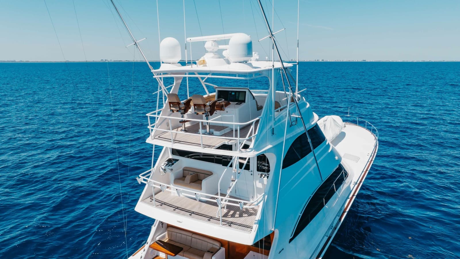 2016 Viking Skybridge - Photo 90