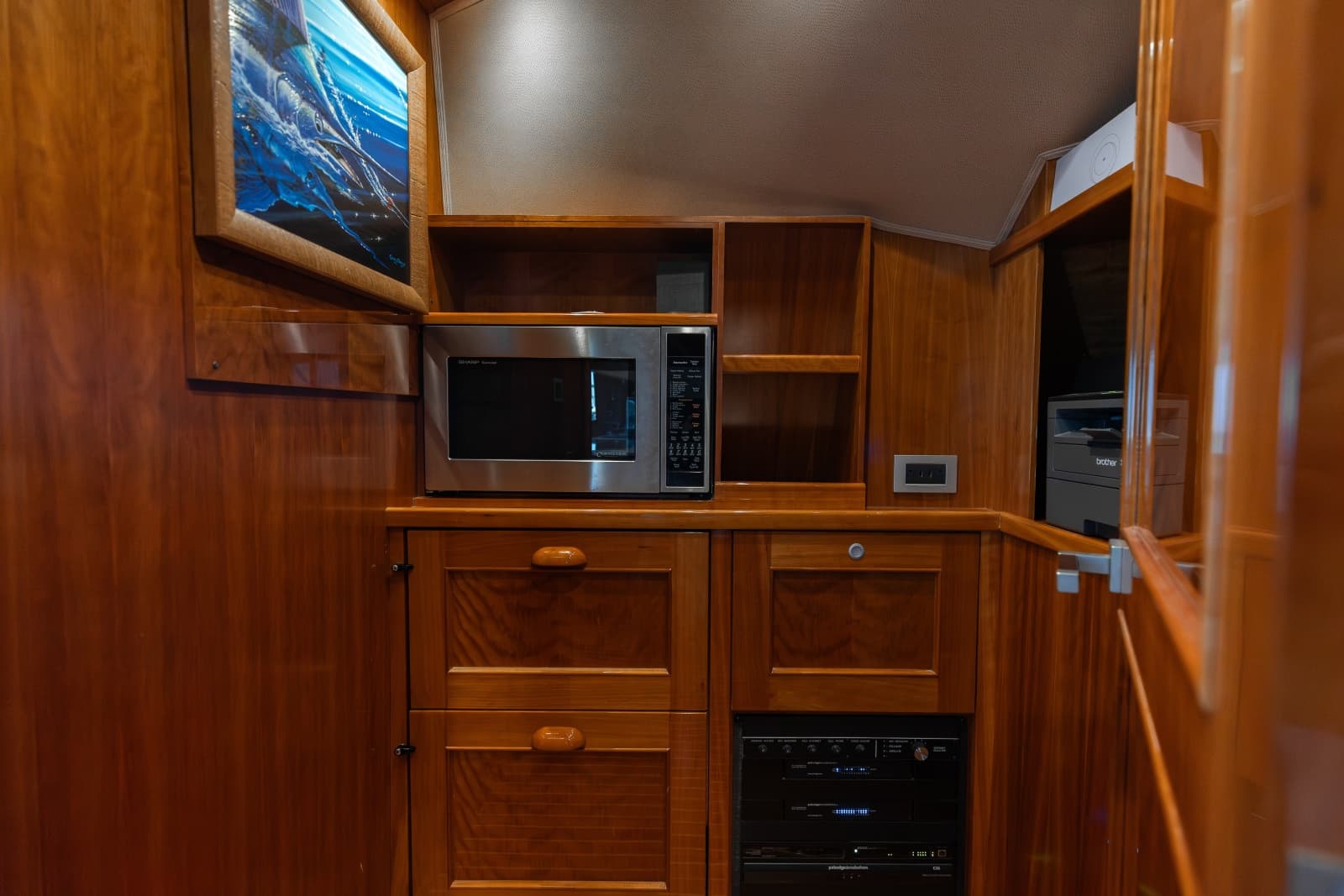 2016 Viking Skybridge - Photo 83