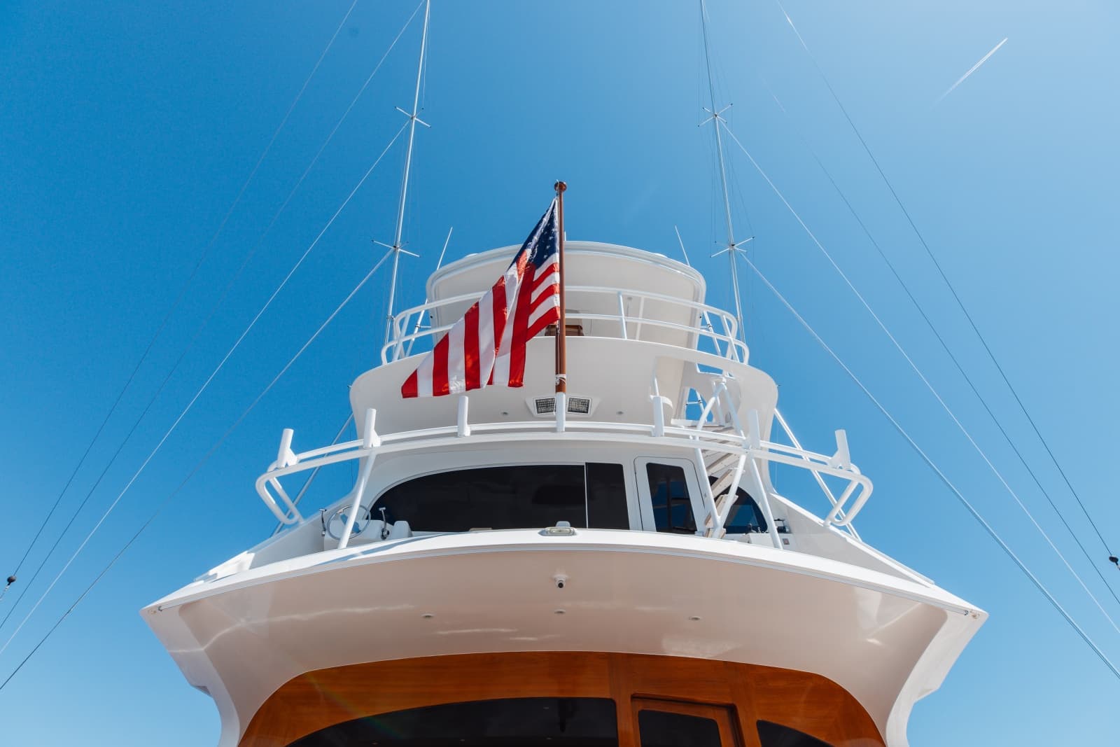 2016 Viking Skybridge - Photo 44