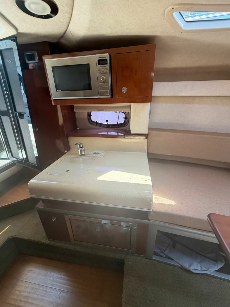 2013 Sea Ray Sundancer 260 - Photo 10