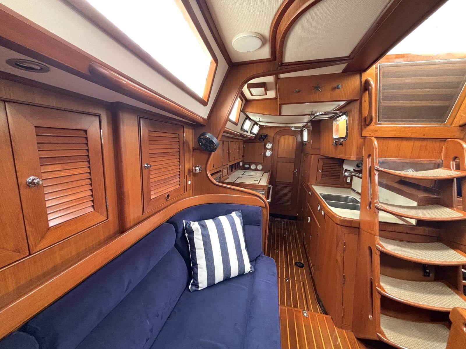 2003 Hylas 49 - Photo 7