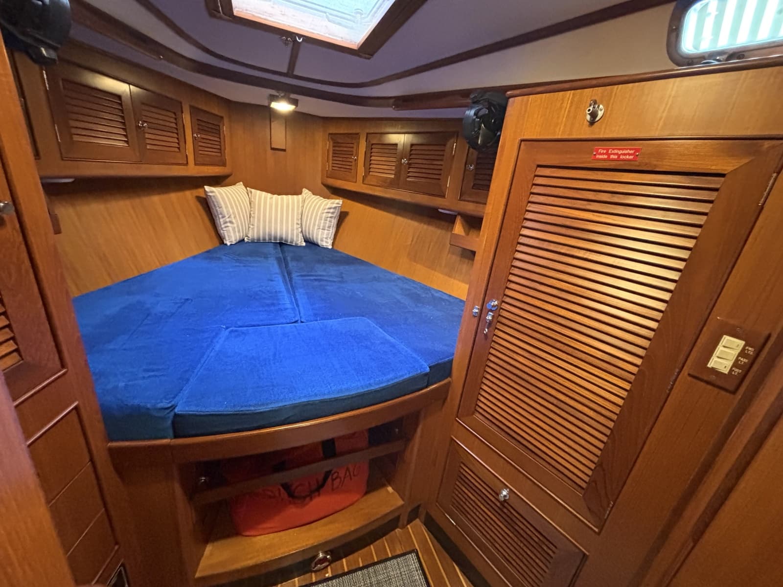 2003 Hylas 49 - Photo 21