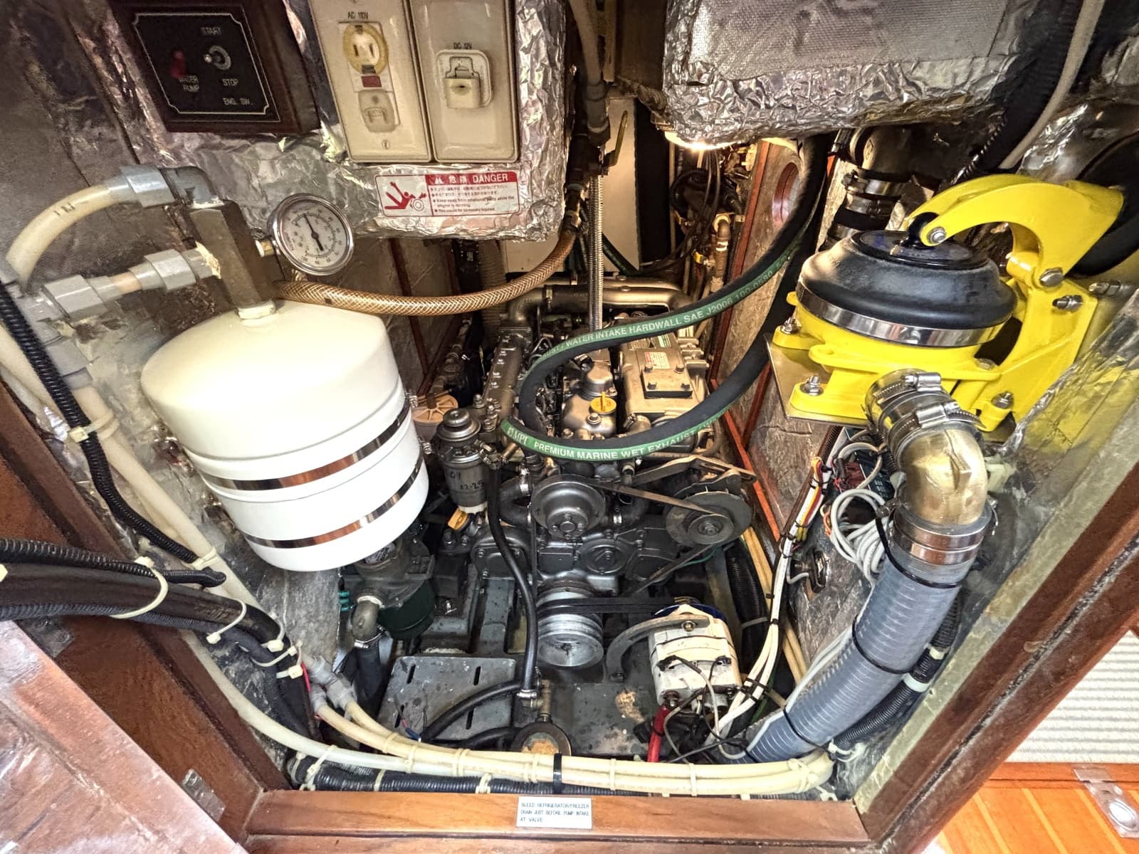 2003 Hylas 49 - Photo 49