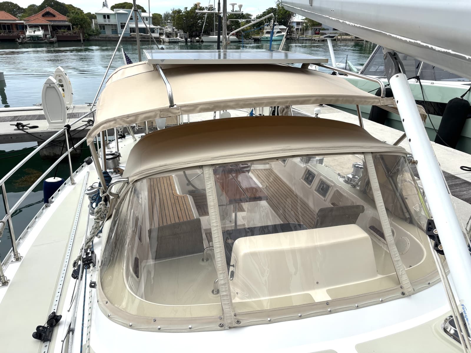 2003 Hylas 49 - Photo 31