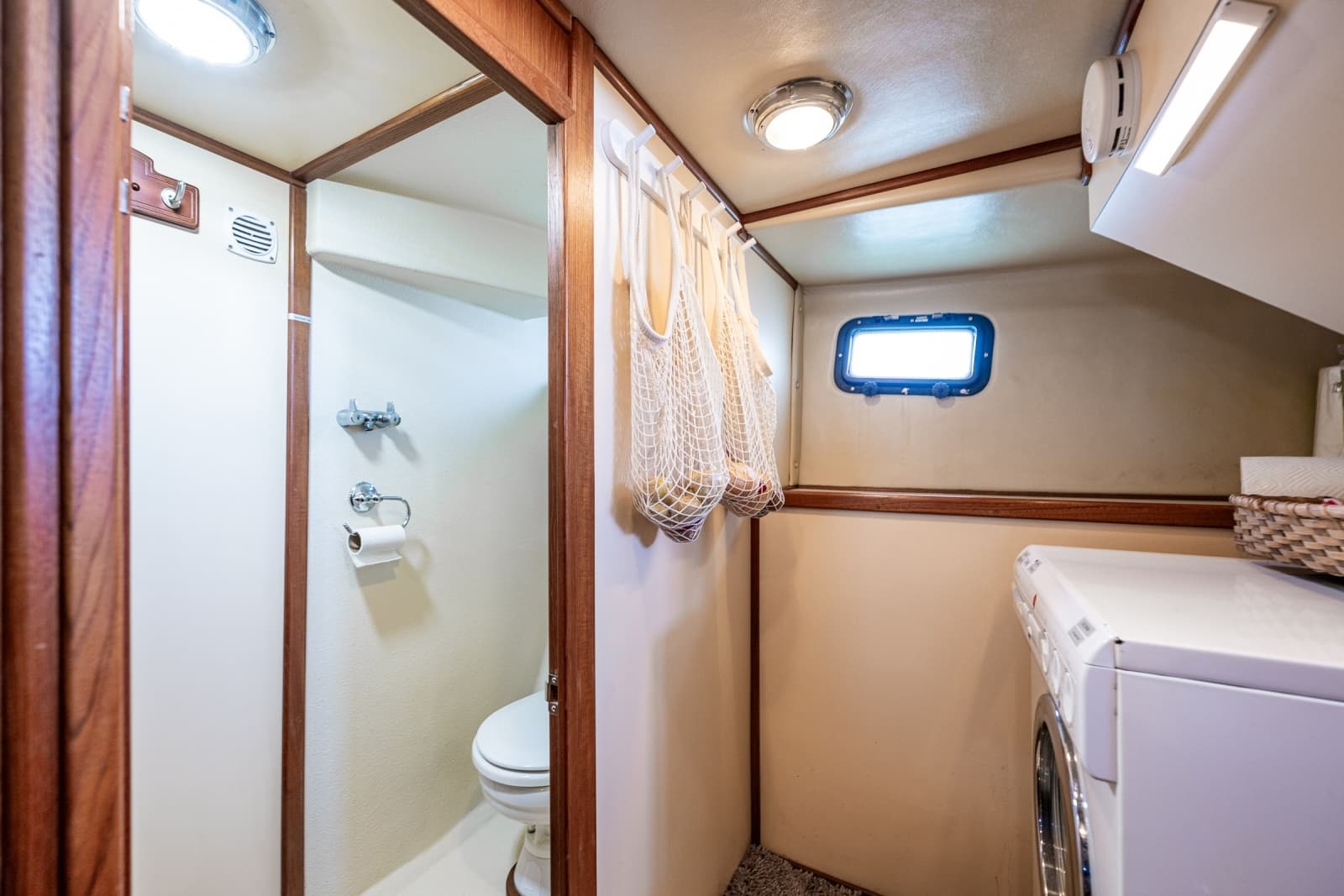 1997 Nordic Tugs 42 - Photo 39