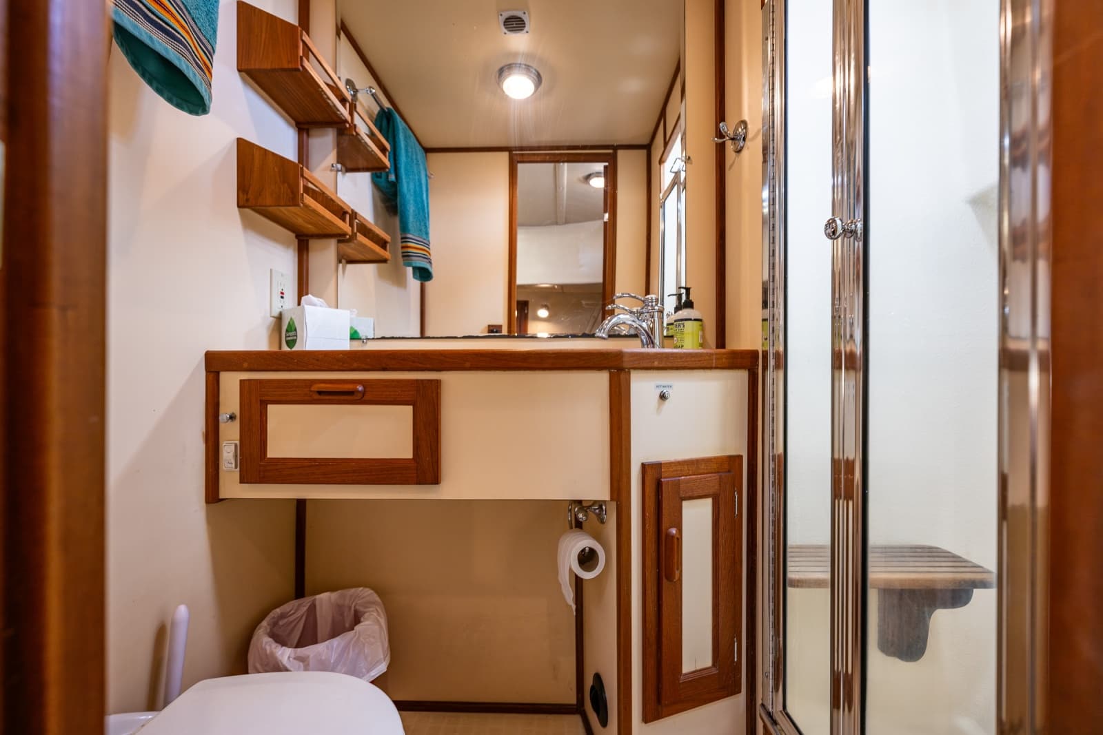 1997 Nordic Tugs 42 - Photo 38