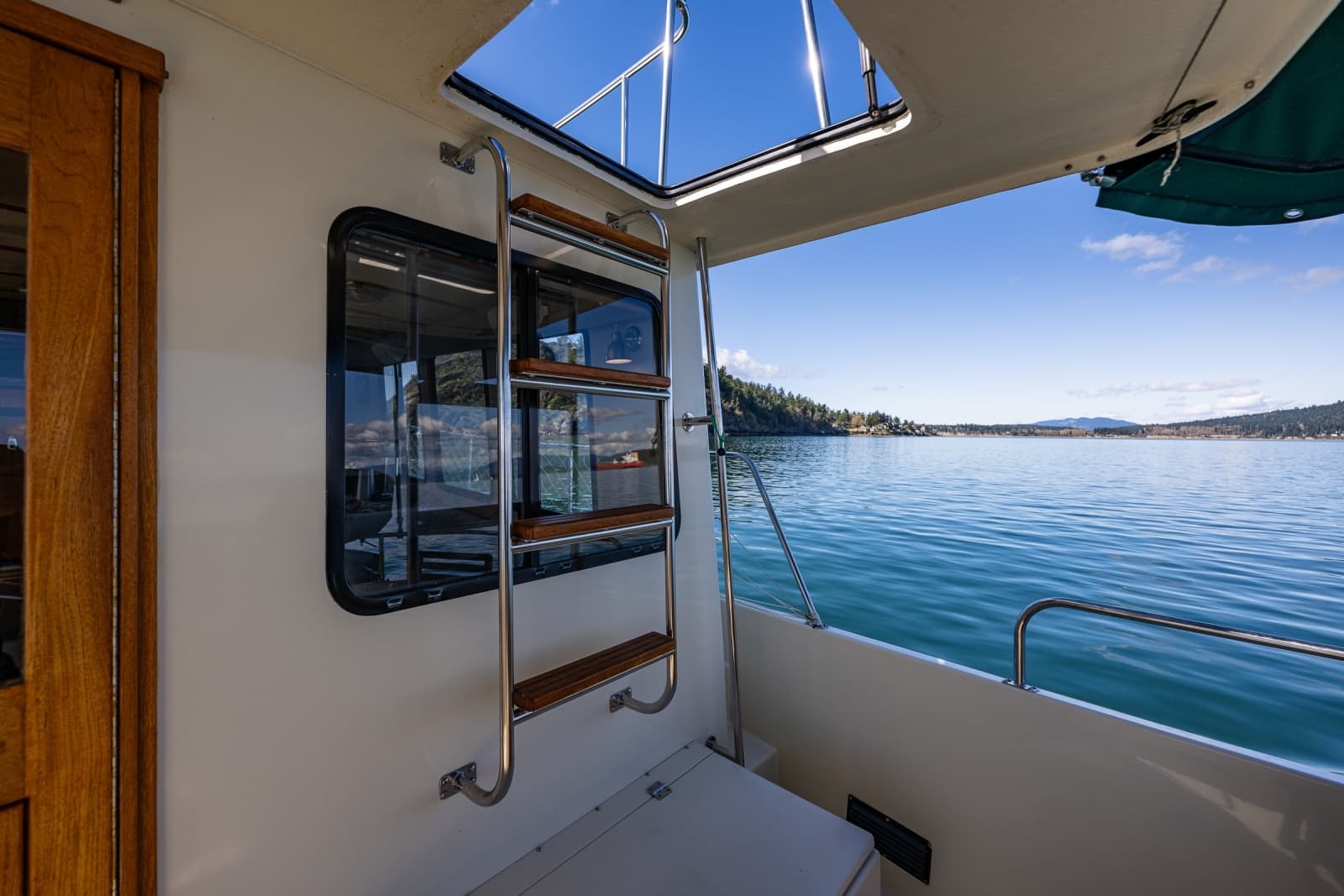 1997 Nordic Tugs 42 - Photo 29