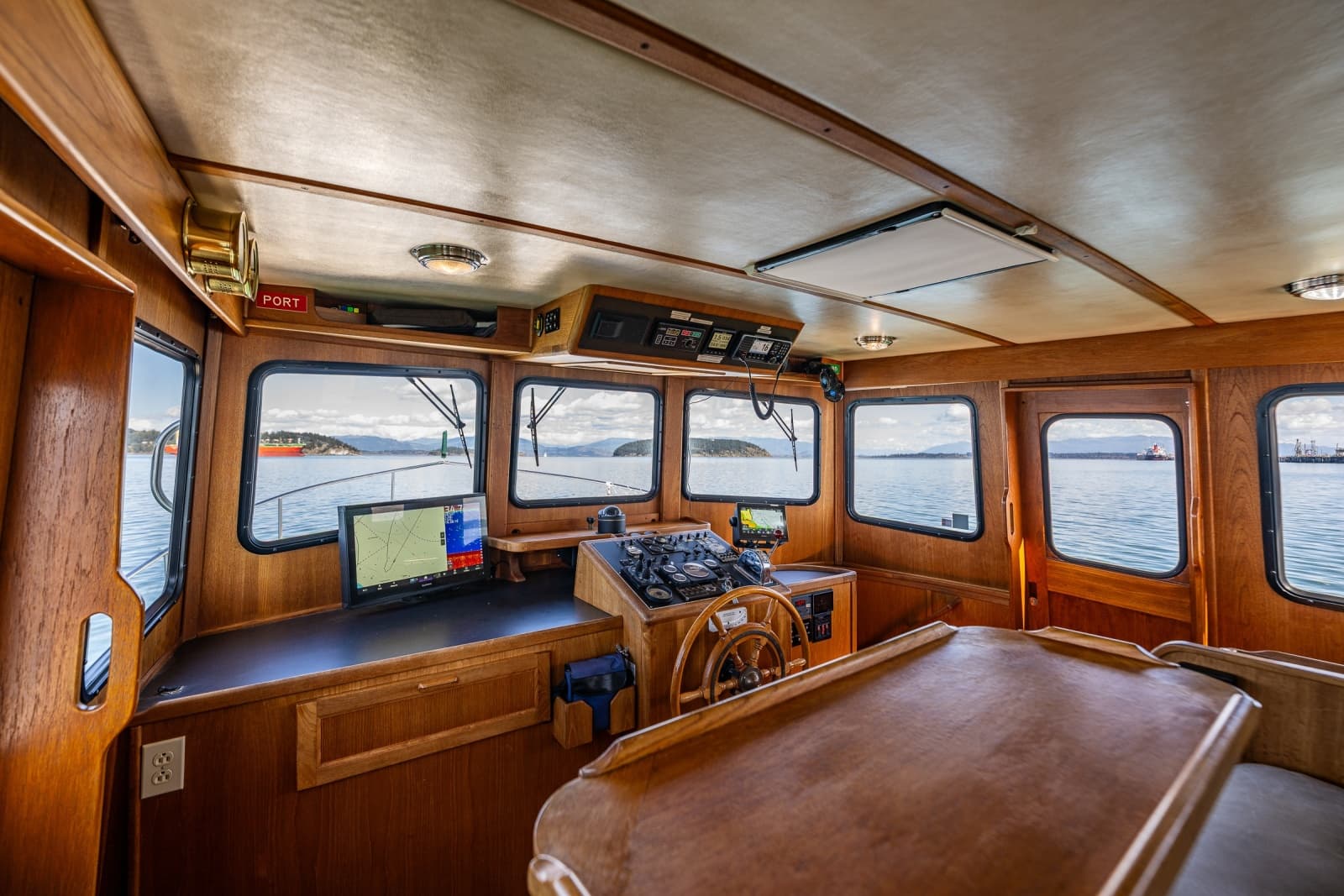 1997 Nordic Tugs 42 - Photo 18