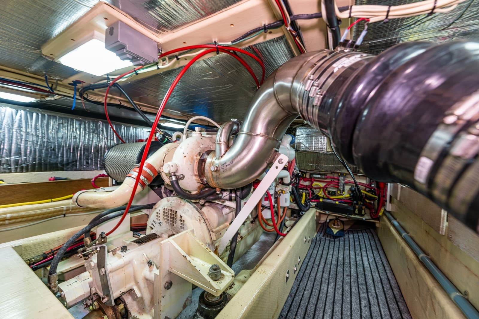 1997 Nordic Tugs 42 - Photo 32