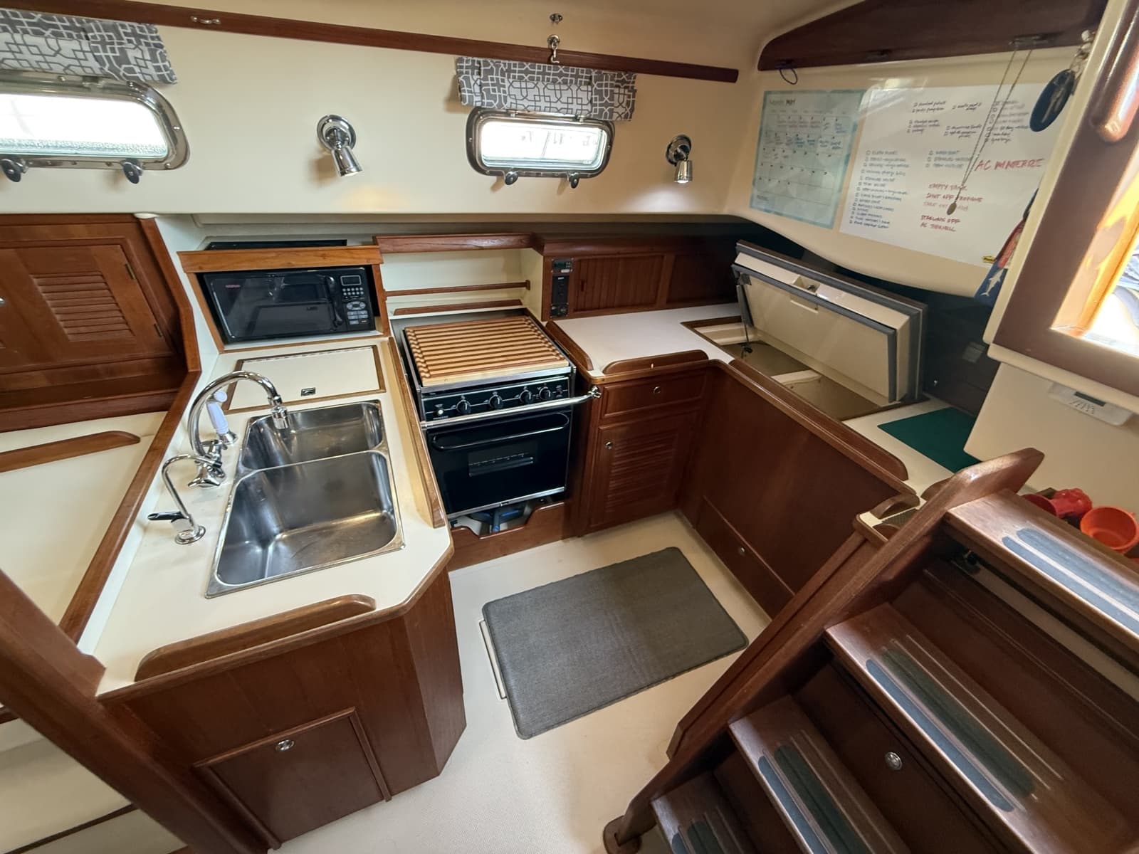 2003 Island Packet 380 - Photo 24