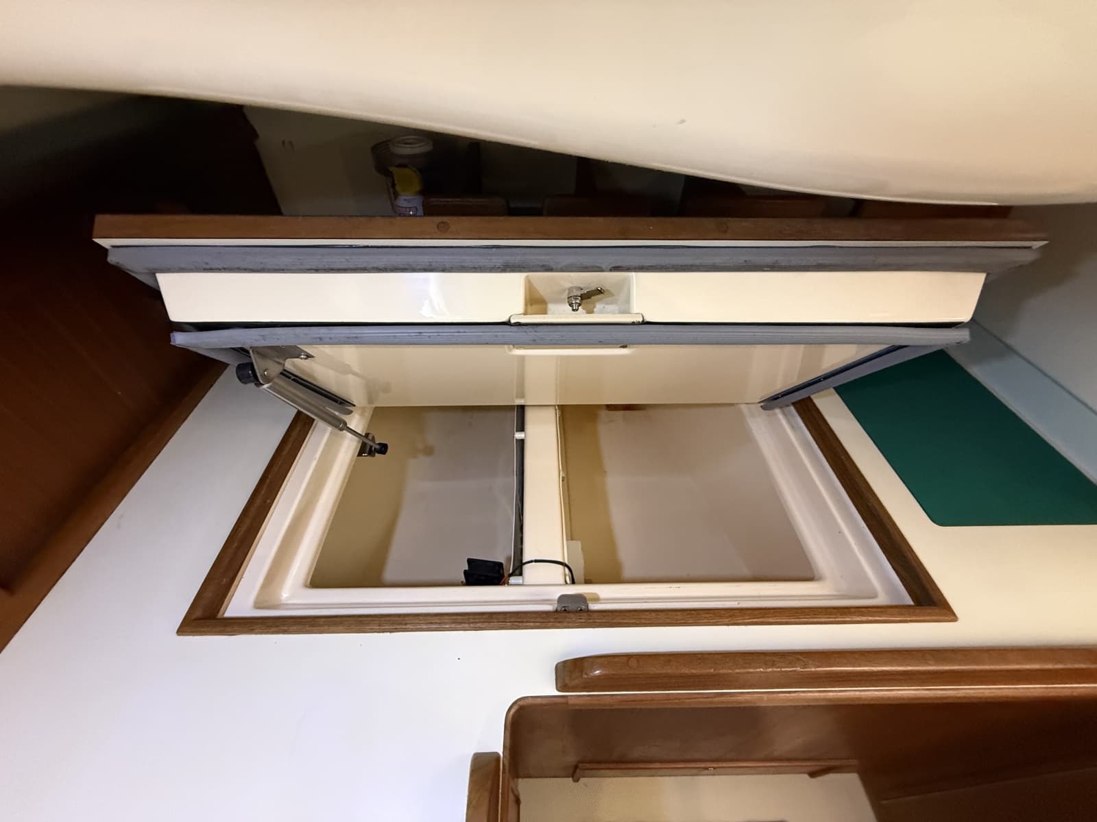 2003 Island Packet 380 - Photo 27