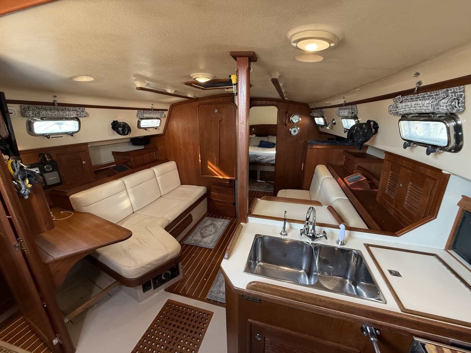 2003 Island Packet 380 - Photo 20