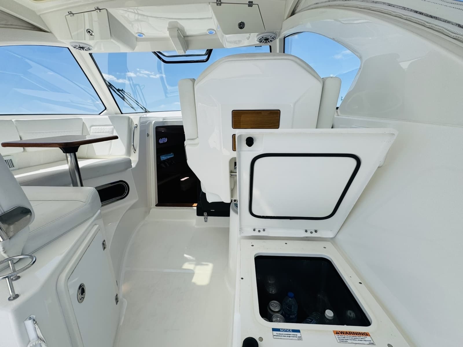 2021 Pursuit OS 355 - Photo 25