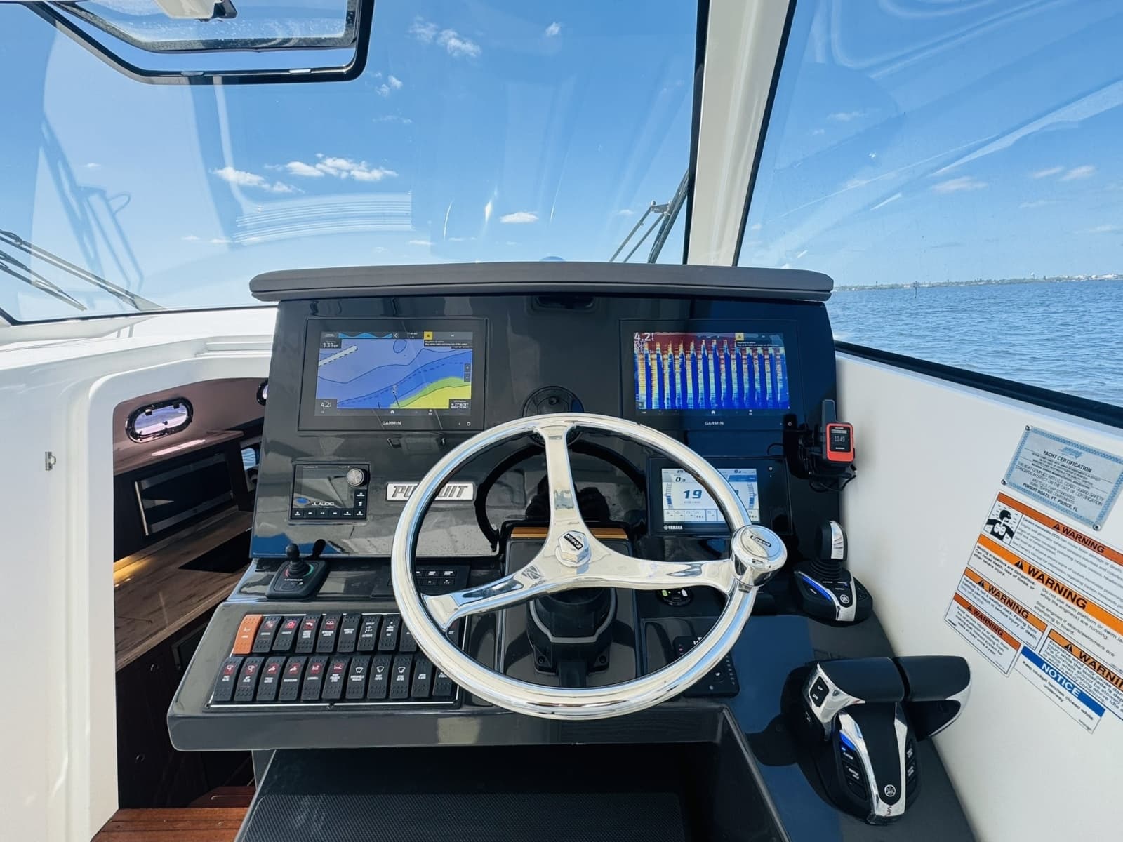2021 Pursuit OS 355 - Photo 30