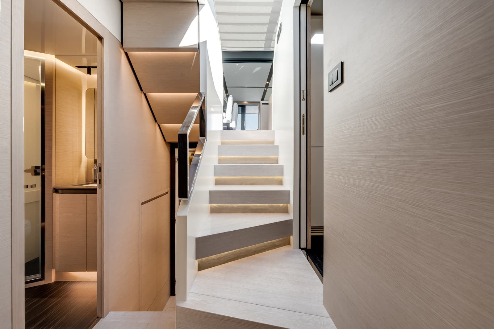 2024 Azimut S8 - Photo 40