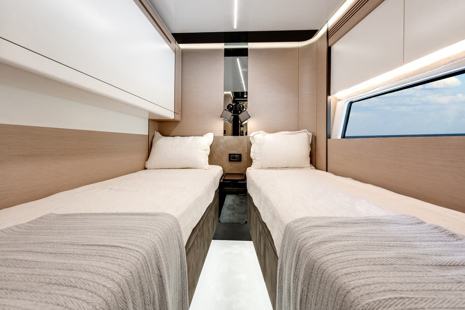 2024 Azimut S8 - Photo 60