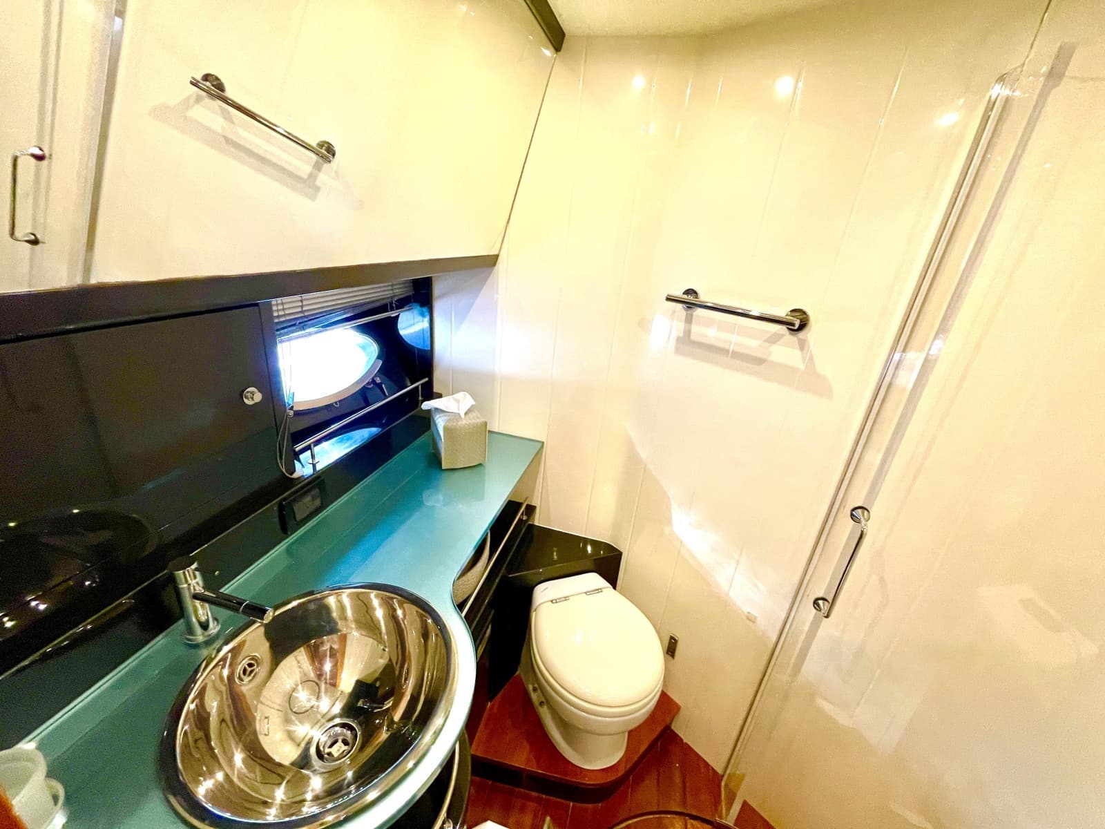 2006 Uniesse 58 MY - Photo 15