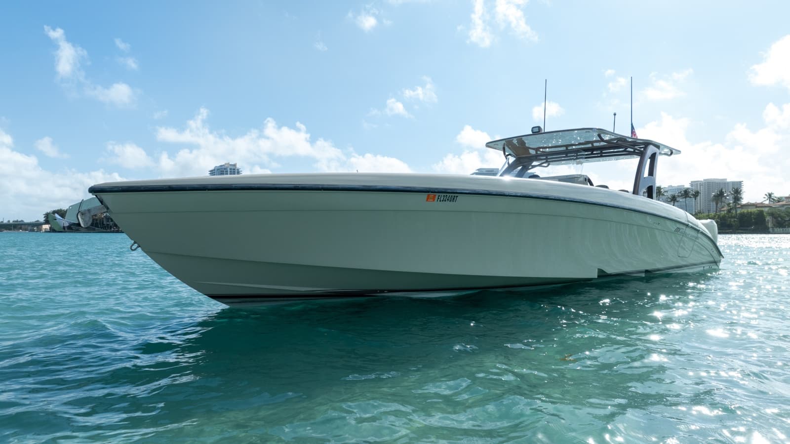 2019 Midnight Express  - Photo 10