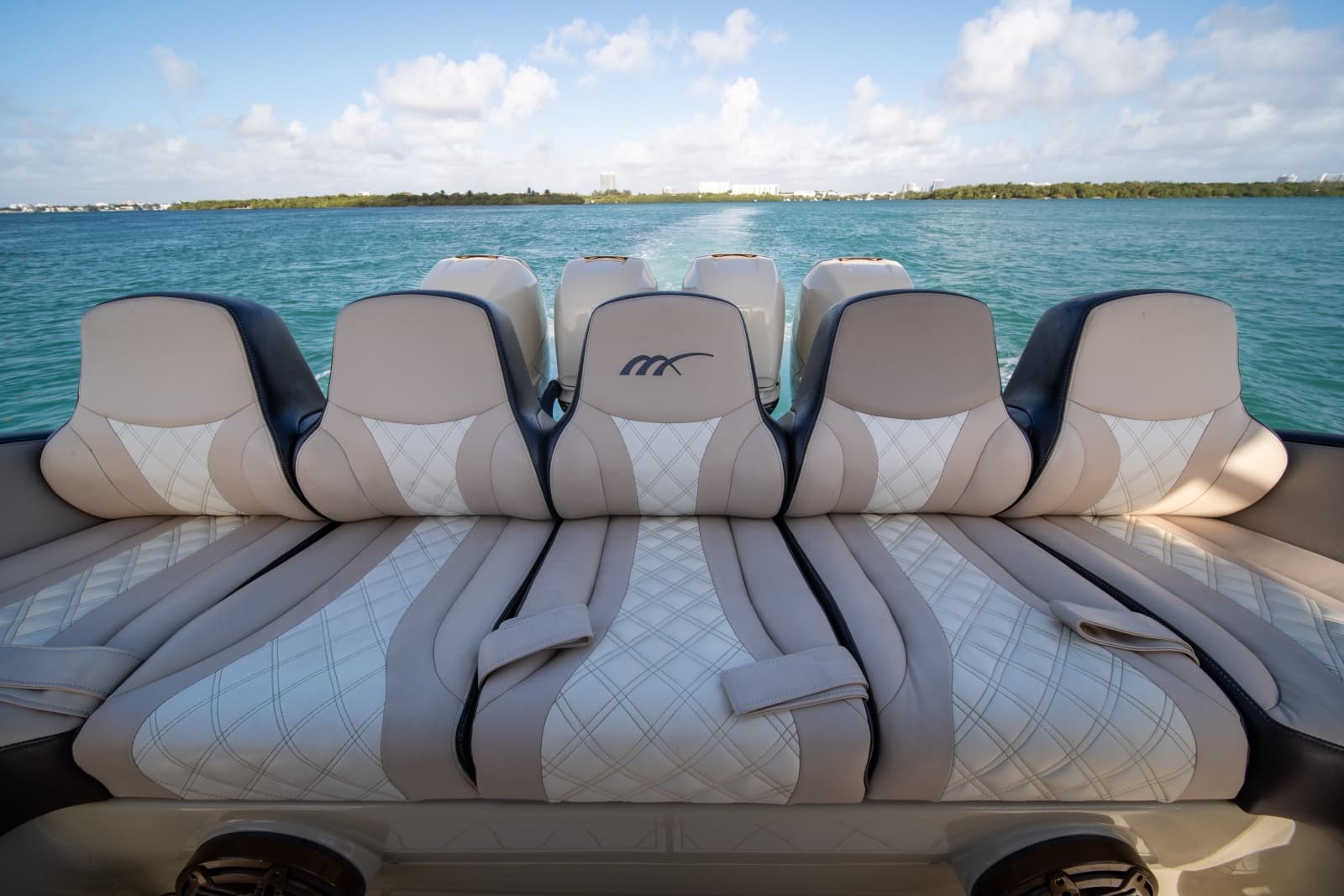 2019 Midnight Express  - Photo 30