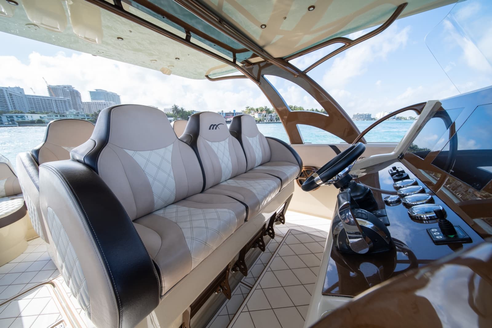 2019 Midnight Express  - Photo 39