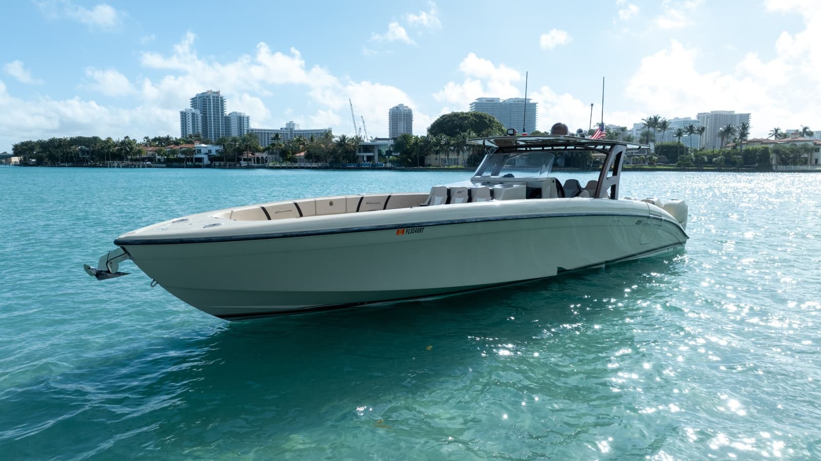 2019 Midnight Express  - Photo 9