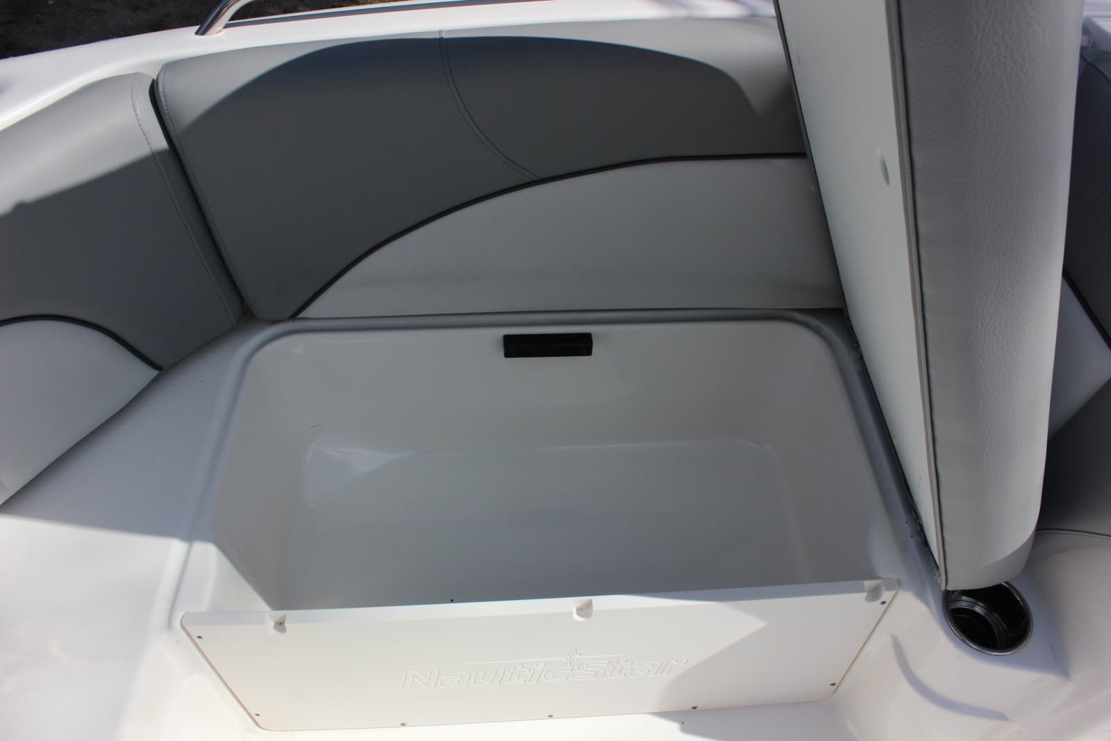 2022 NauticStar 203SC - Photo 22