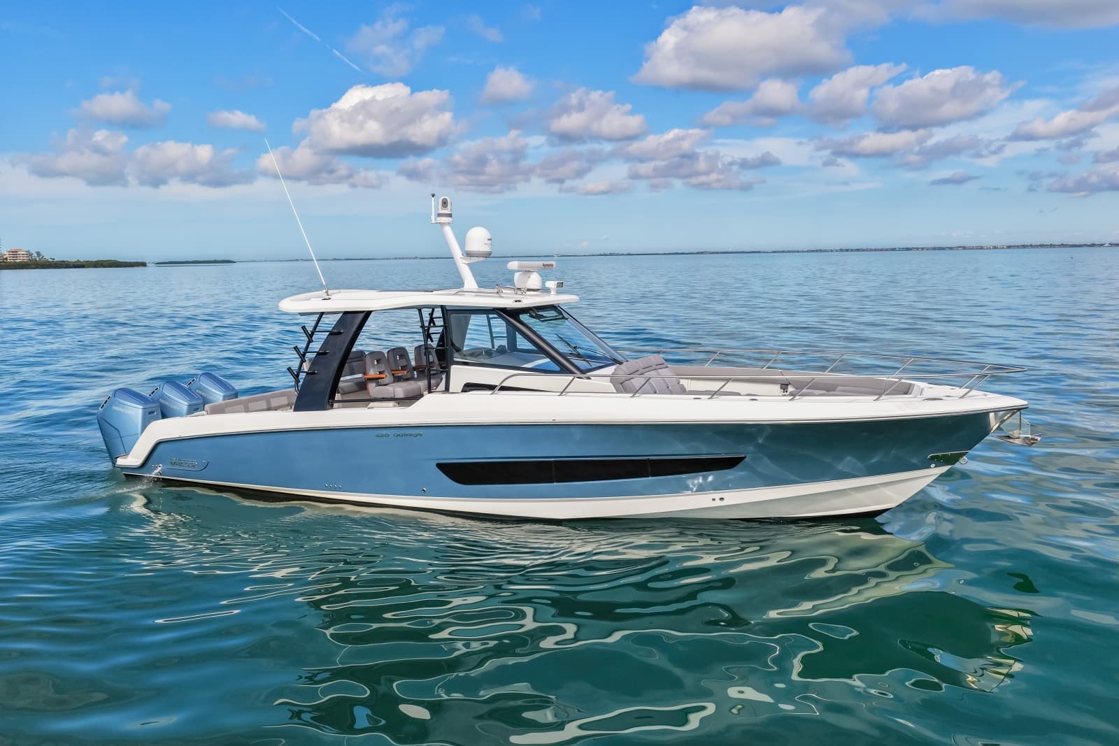 2023 Boston Whaler  - Photo 20