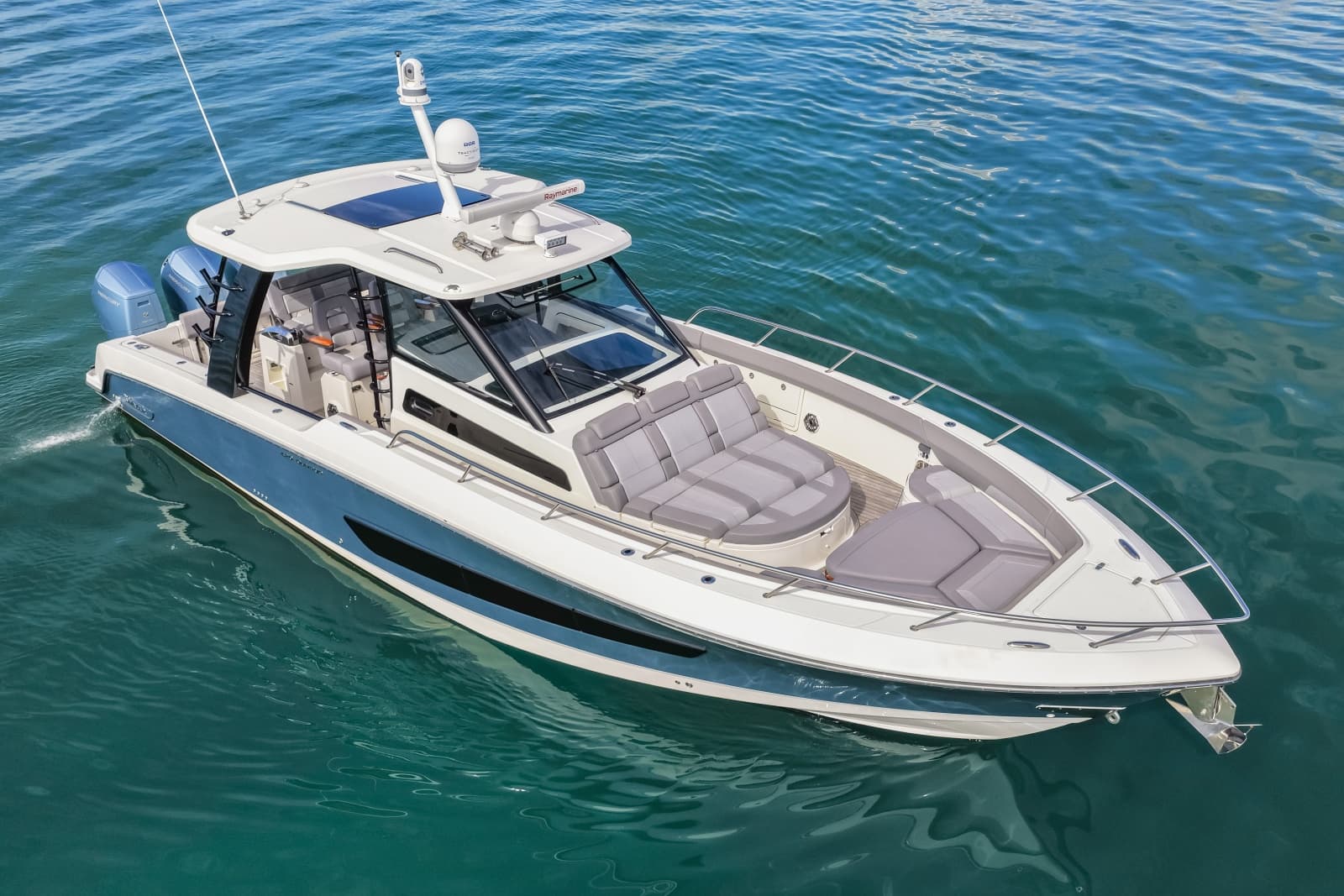 2023 Boston Whaler  - Photo 22