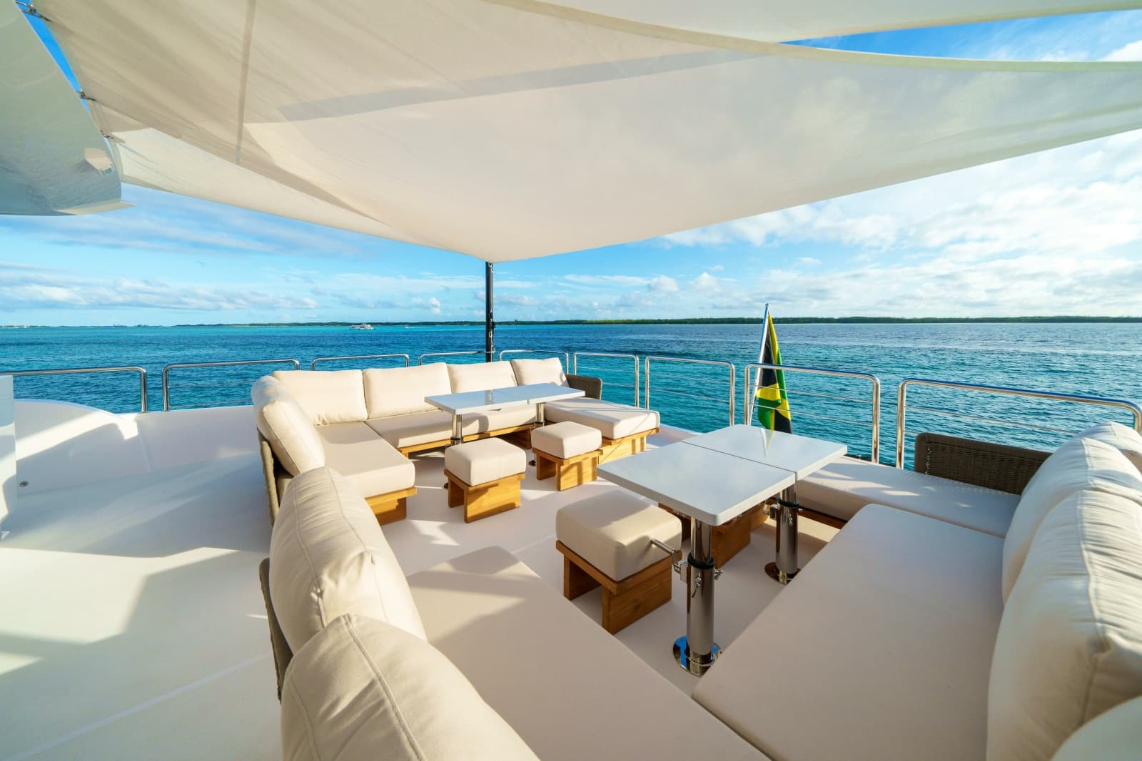 2023 Horizon Custom - Photo 25