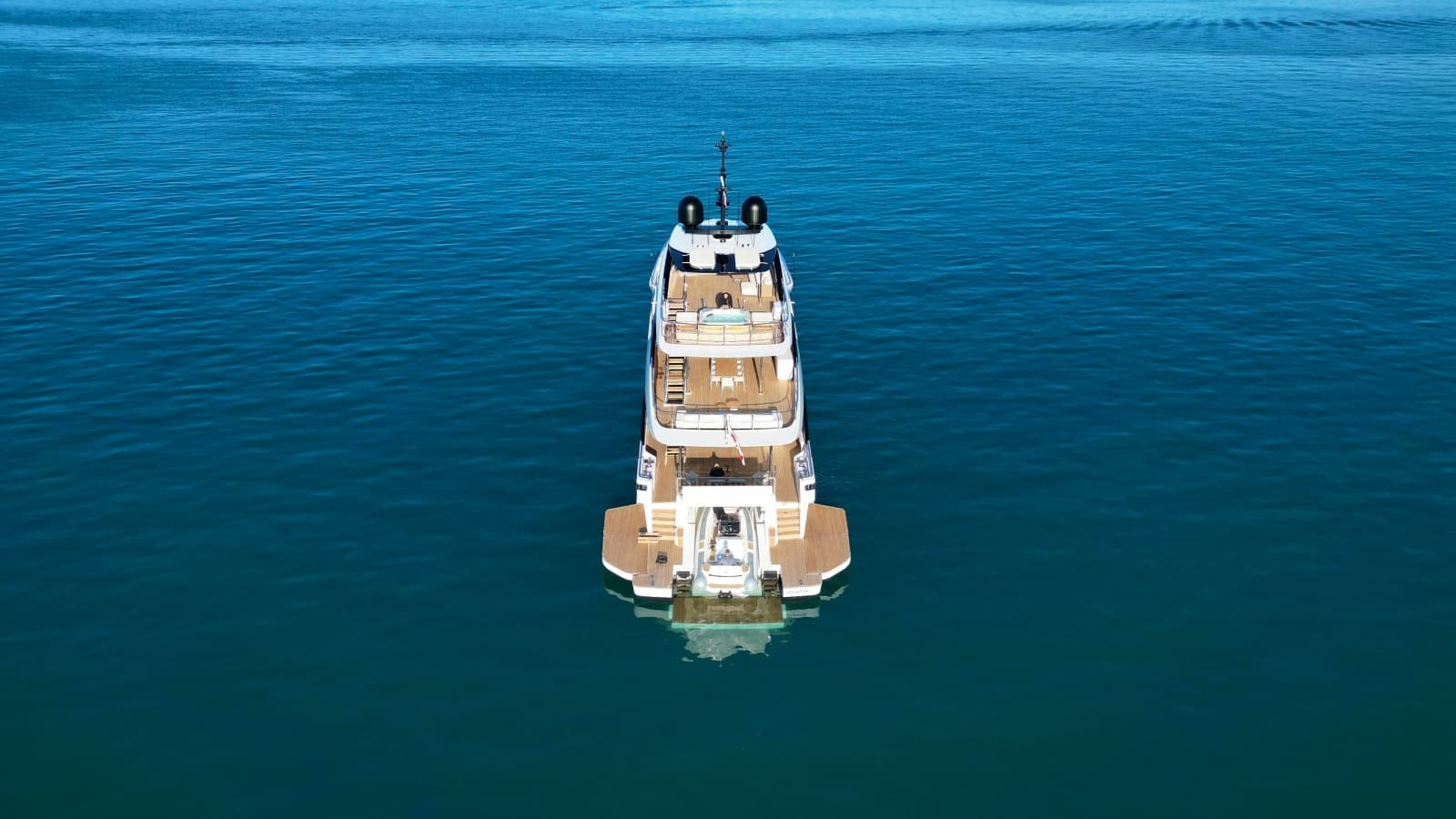 2025 Custom Line  - Photo 7