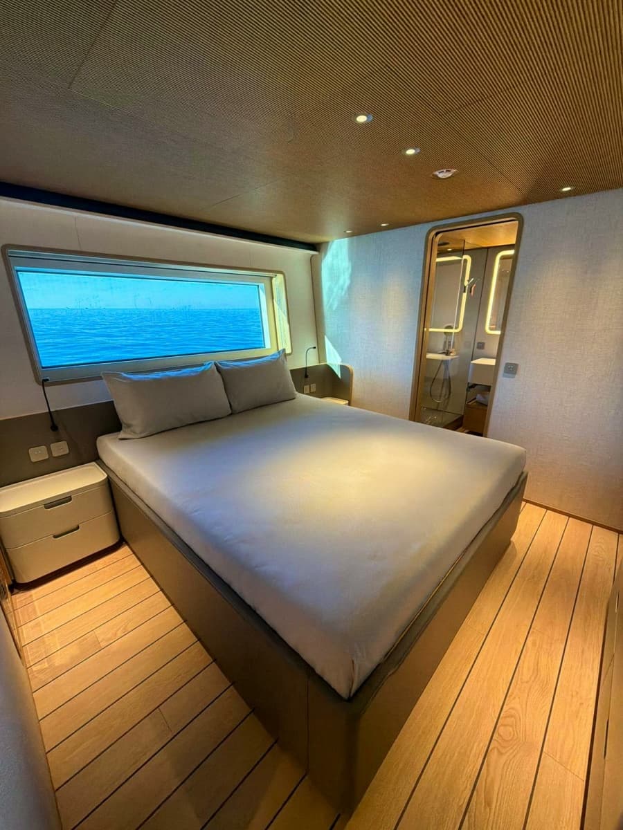 2025 Custom Line  - Photo 33